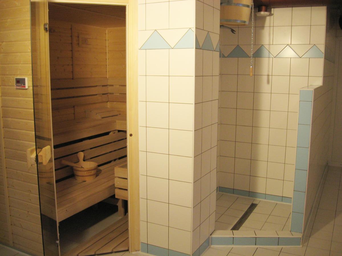 Hotel Manes Svratka エクステリア 写真